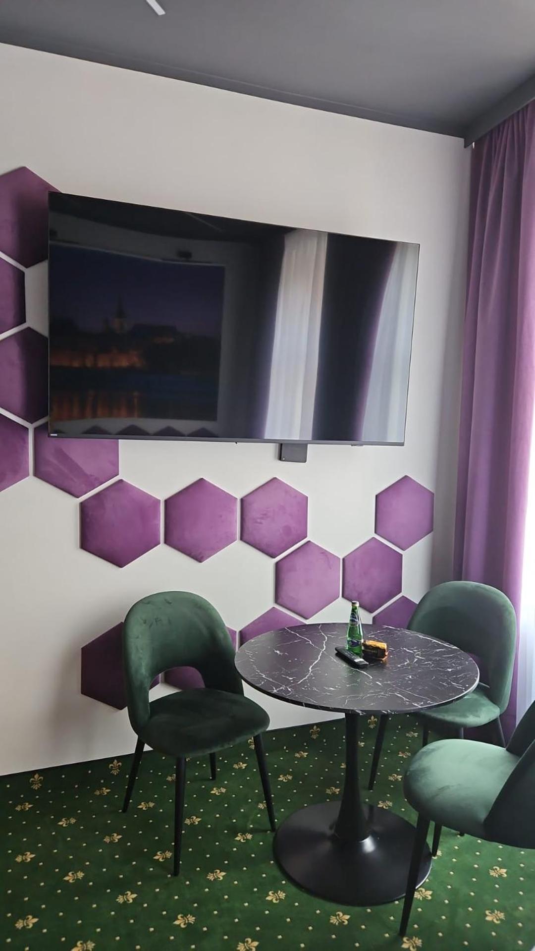 Quick Trip Apartment